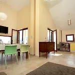 Irena * Vinišće