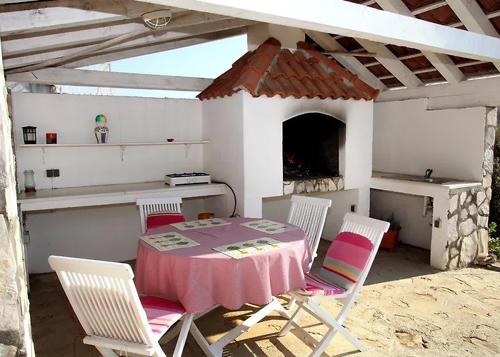 Irena Villa Vinišće